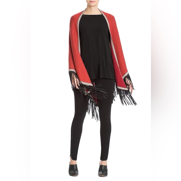 NIC+ZOE Sweaters - Nic + Zoe Fringe Poncho
